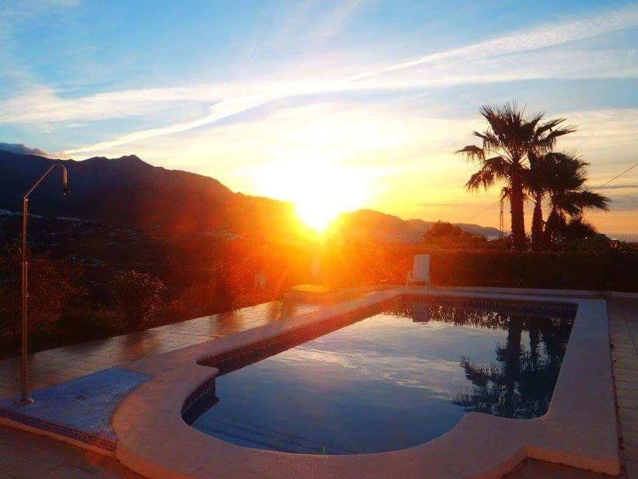 Countryside Private Apartment With Pool & Sea View Torrox Dış mekan fotoğraf